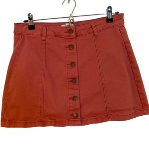Blush Colored Stretchy Denim Button Down Skirt. Super Cute! Retro Style. Size 30